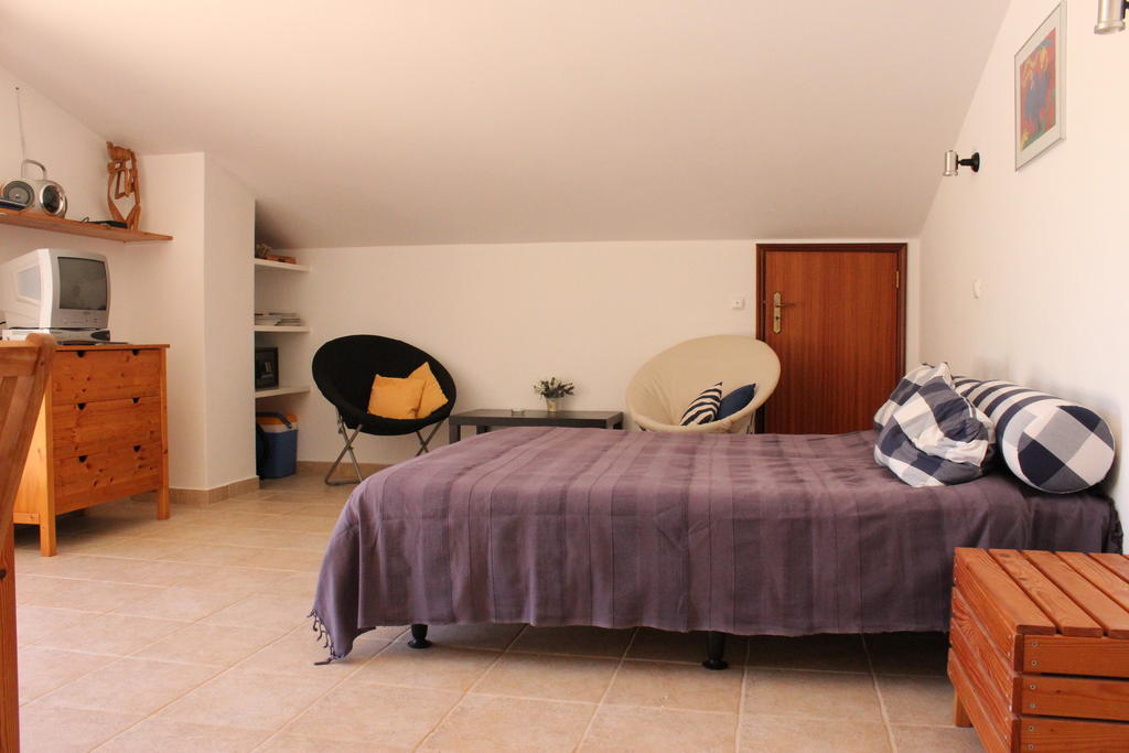 Filhas Do Mar Apartments Salema Habitación foto